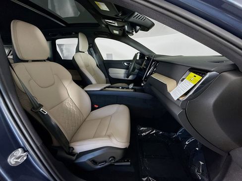 Certified 2026 Volvo XC60 B5 Plus w/ Protection Package Premier image 28