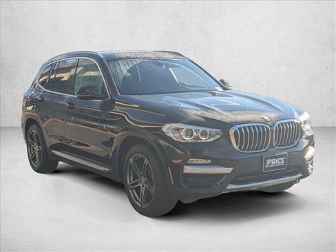 Used 2018 BMW X3 xDrive30i w/ Convenience Package image 3