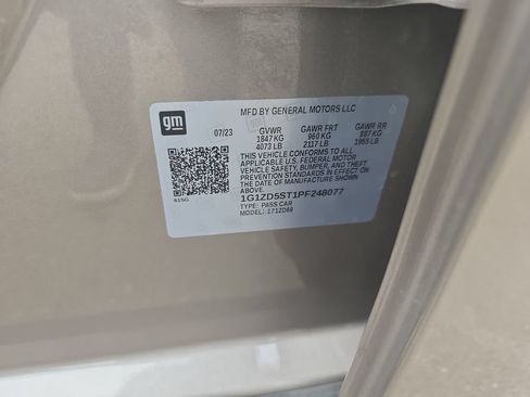 Used 2023 Chevrolet Malibu LT FWD image 27