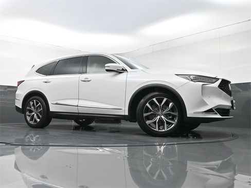 Used 2024 Acura MDX SH-AWD w/ Technology Package image 32