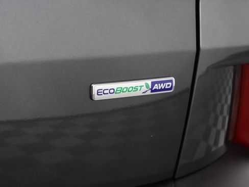 Used 2020 Ford Escape SE image 24