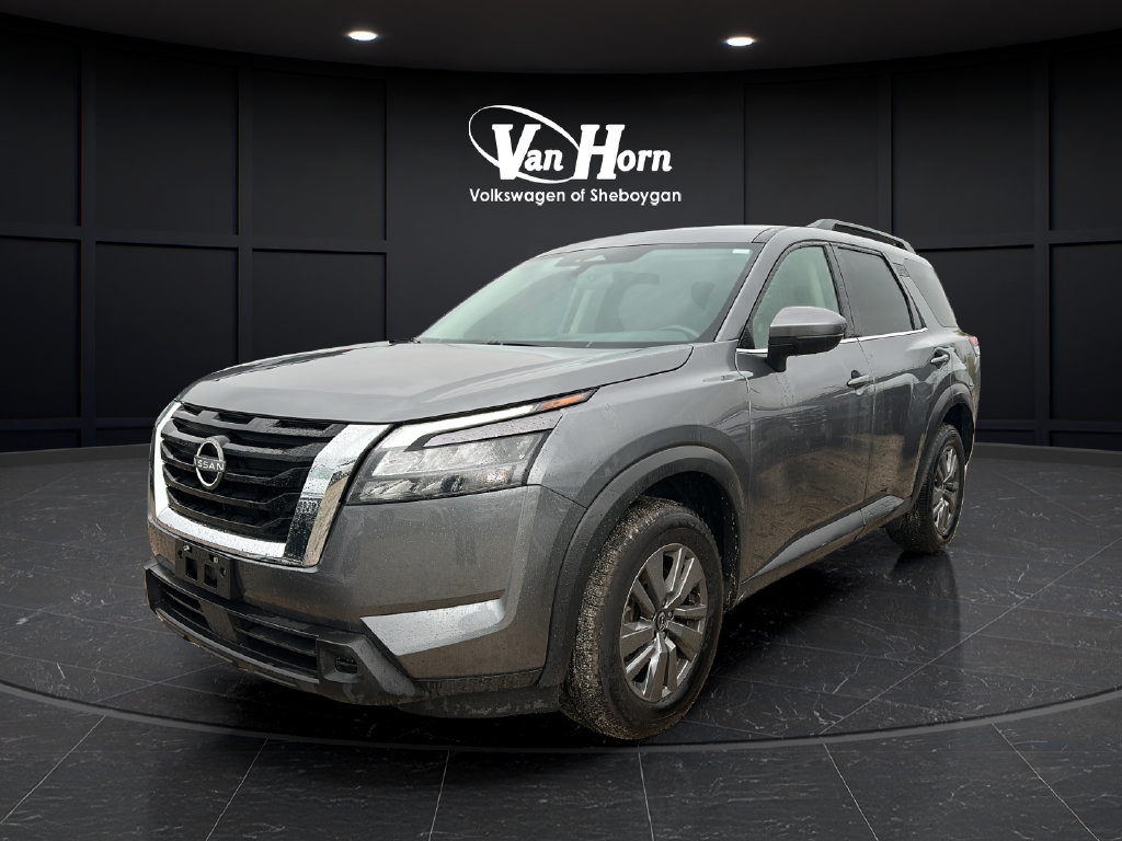 Used 2025 Nissan Pathfinder SV AWD/4WD image 3