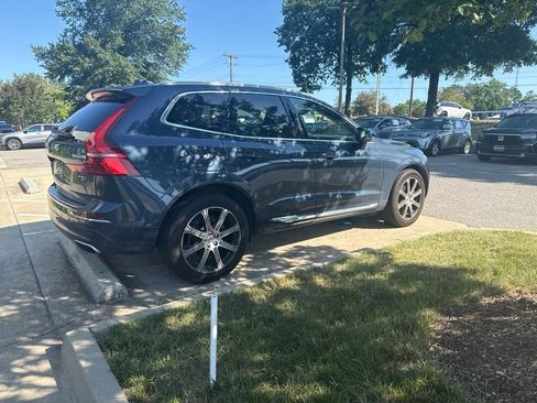 Used 2021 Volvo XC60 T5 Inscription w/ Protection Package Premier AWD/4WD image 5