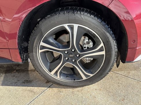 Used 2019 Ford Edge ST w/ Equipment Group 401A image 12