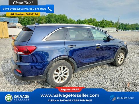 Used 2019 Kia Sorento AWD w/ LX Convenience Package image 4