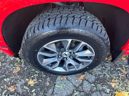 Certified 2020 Chevrolet Silverado 1500 RST image 13