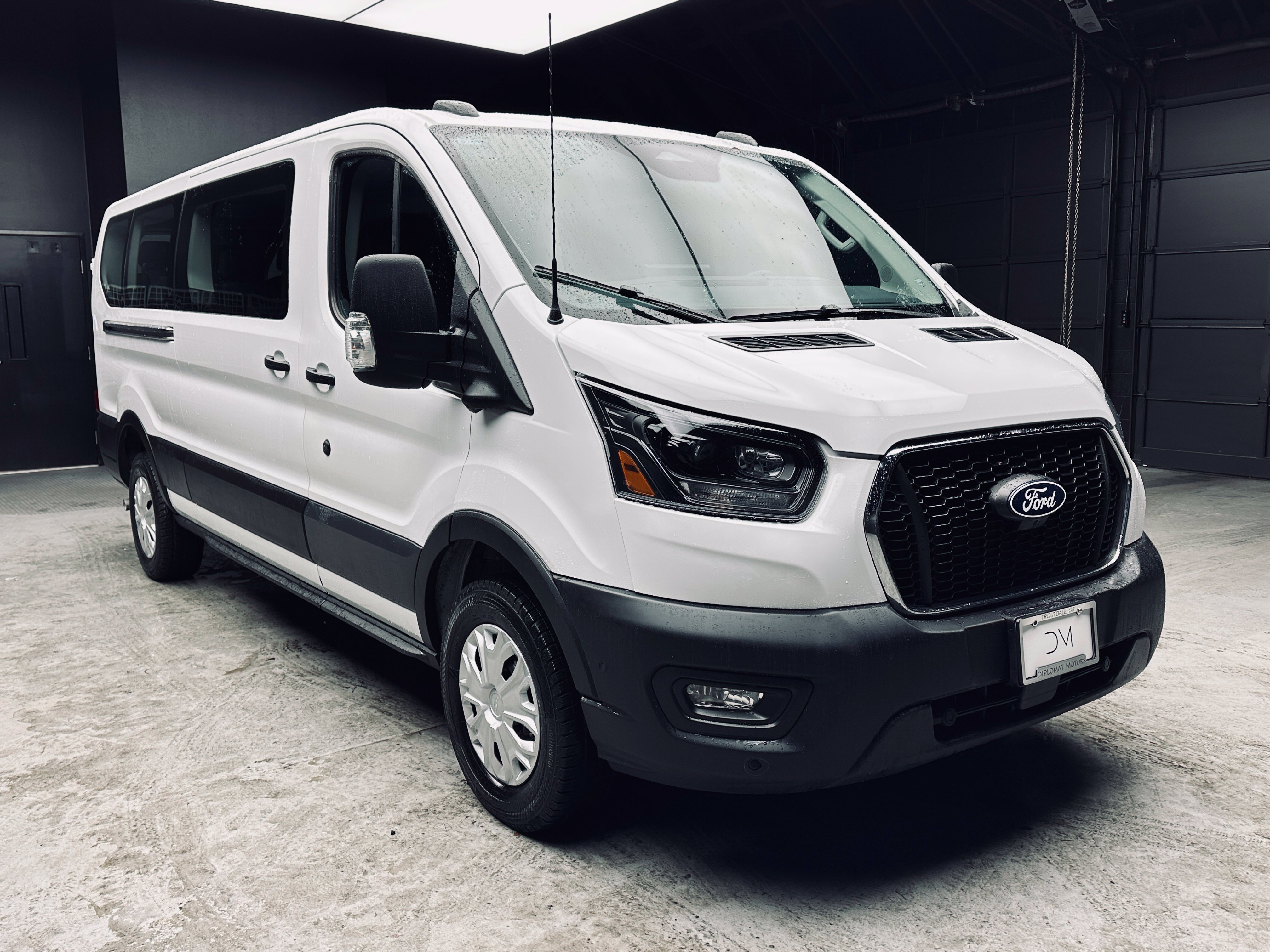 Used 2026 Ford Transit 350 XLT RWD image 9