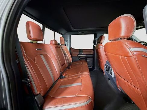 Used 2022 Ford F350 Platinum w/ FX4 Off-Road Package image 29