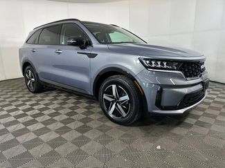 Used 2023 Kia Sorento S w/ Panoramic Sunroof Package video 2