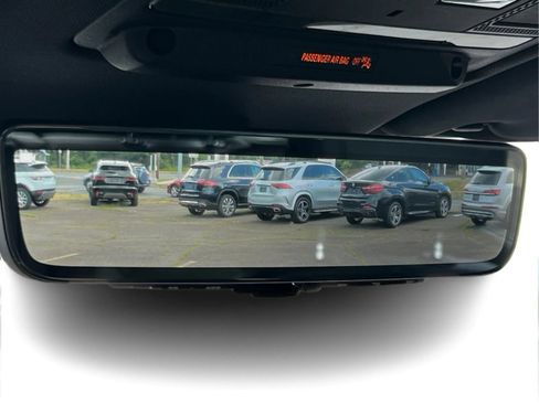 Used 2021 Land Rover Defender 110 X-Dynamic HSE AWD/4WD image 24