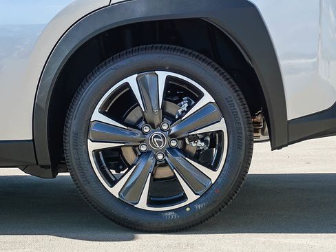 New 2026 Lexus UX 300h FWD image 17