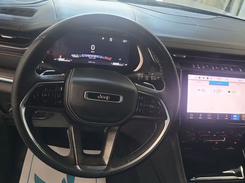 Used 2023 Jeep Grand Cherokee L Overland w/ Luxury Tech Group IV image 8