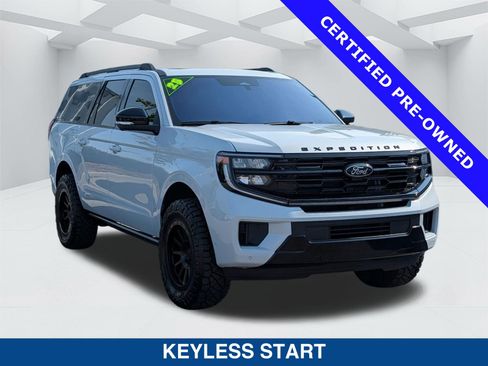 Certified 2025 Ford Expedition Max Platinum w/ Stealth Performance Package AWD/4WD image 2