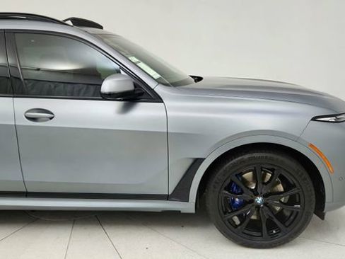 Used 2024 BMW X7 xDrive40i w/ M Sport Package image 7