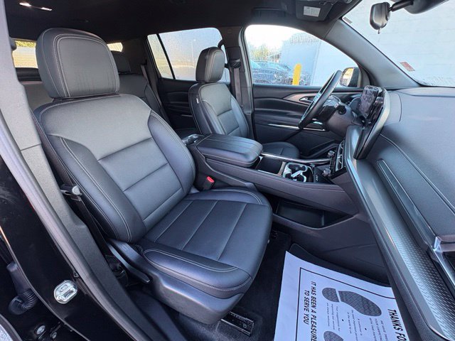 Used 2026 Chevrolet Traverse LT FWD image 26