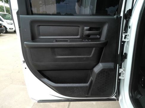 Used 2022 RAM 2500 Tradesman RWD image 14