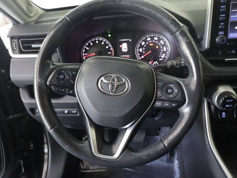 Used 2019 Toyota RAV4 XLE Premium w/ Cold Weather Package AWD/4WD image 14