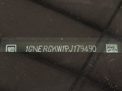 Used 2023 Chevrolet Traverse LT image 33