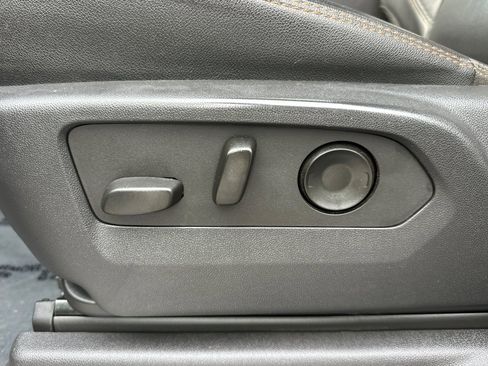 Used 2024 GMC Sierra 3500 AT4 w/ AT4 Premium Plus Package image 13