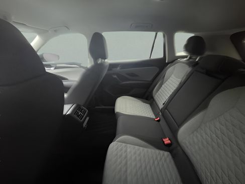 Used 2025 Volkswagen Tiguan S FWD image 5