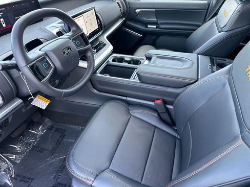 New 2026 Ford Expedition Tremor image 9