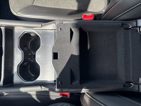 New 2025 Jeep Grand Cherokee Altitude image 29