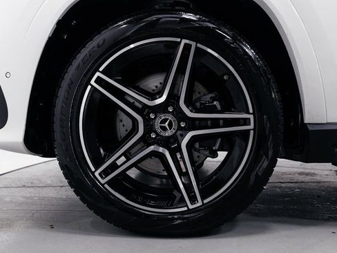 Certified 2026 Mercedes-Benz GLS 450 4MATIC image 41