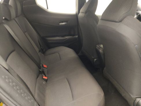 Used 2019 Toyota C-HR XLE FWD image 19