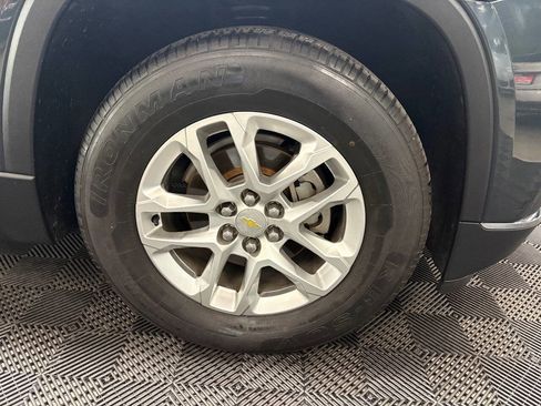 Used 2019 Chevrolet Traverse LT image 15
