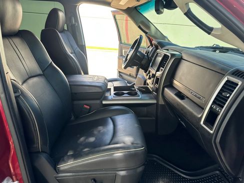 Used 2015 RAM 2500 Limited AWD/4WD image 31