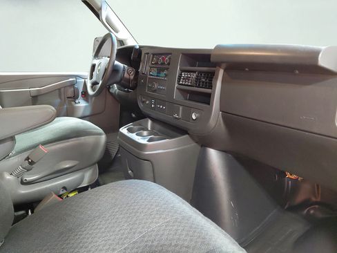 Used 2025 Chevrolet Express 2500 w/ Driver Convenience Package RWD image 19