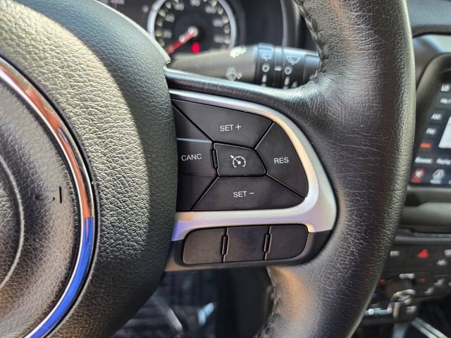 Used 2021 Jeep Renegade Latitude w/ Convenience Group FWD image 29