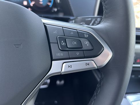 New 2026 Volkswagen Atlas Cross Sport SEL Premium R-Line image 18