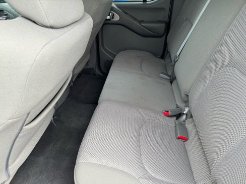 Used 2019 Nissan Frontier SV w/ Value Truck Package image 16