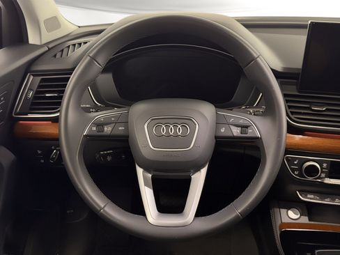 Used 2023 Audi Q5 e Prestige AWD/4WD image 19
