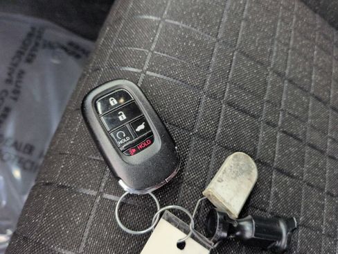 Used 2024 Honda HR-V Sport image 32