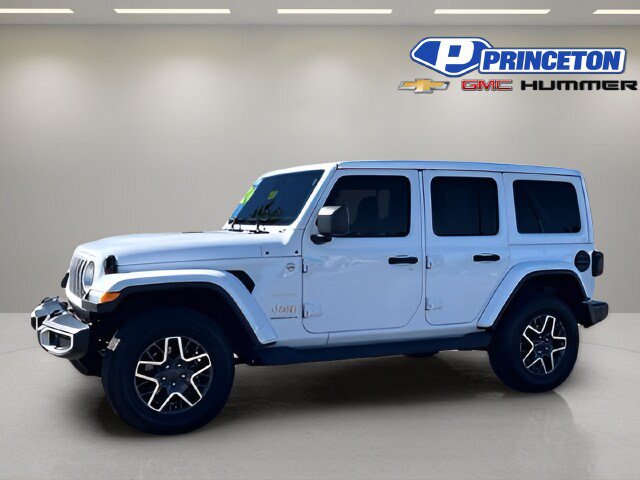 Used 2024 Jeep Wrangler Unlimited Sahara AWD/4WD image 4