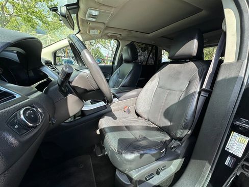Used 2012 Ford Edge SEL image 12
