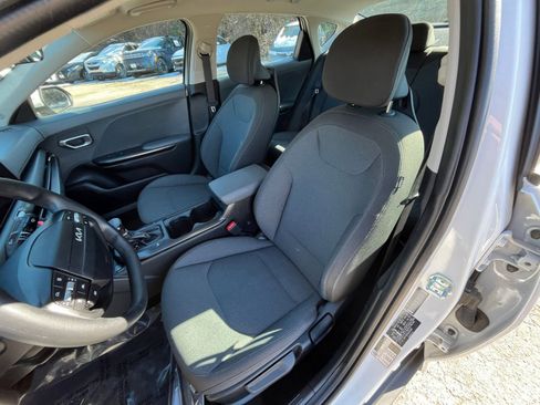 Used 2025 Kia K4 LXS image 34