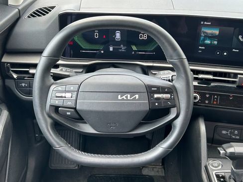 Used 2026 Kia Sportage LX FWD image 35