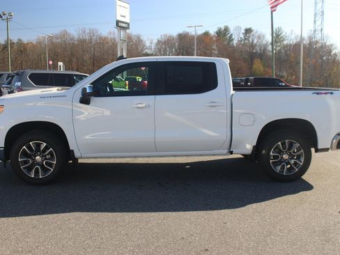 New 2026 Chevrolet Silverado 1500 LT image 4