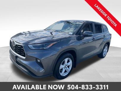 Used 2023 Toyota Highlander LE