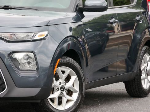 Used 2020 Kia Soul S FWD image 7