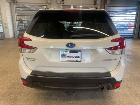 Used 2023 Subaru Forester Premium AWD/4WD image 6