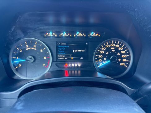 Used 2018 Ford F150 XLT w/ Equipment Group 302A Luxury image 18