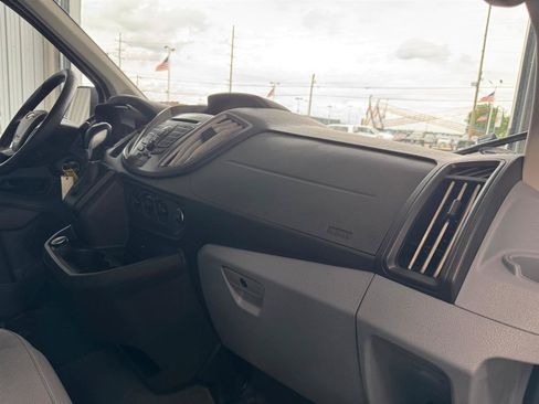 Used 2019 Ford Transit 350 XLT RWD image 23