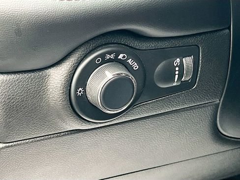 Certified 2024 Dodge Durango GT image 10