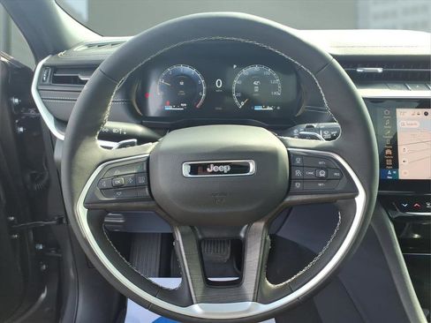 New 2026 Jeep Grand Cherokee Limited RWD image 13