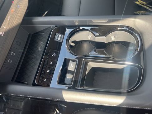 New 2025 Nissan Murano SL image 11