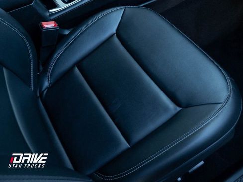 Used 2024 Ford Explorer XLT w/ Equipment Group 202A image 16